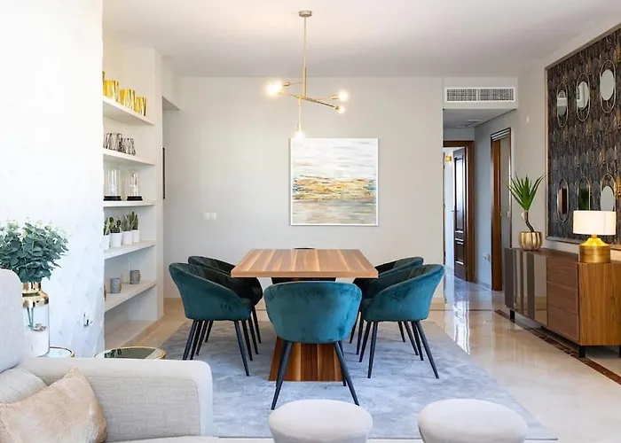 Luxuary Beachside 3br ! Estepona