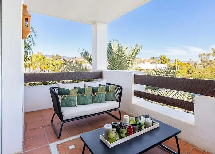 Luxuary Beachside 3br ! * Estepona