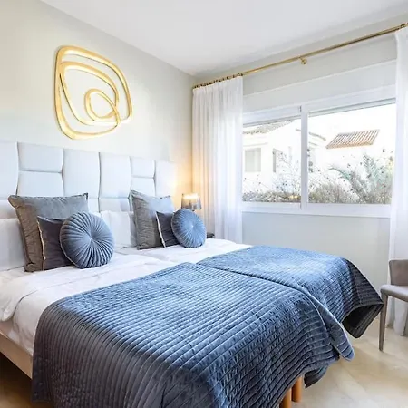 Luxuary Beachside 3br ! *