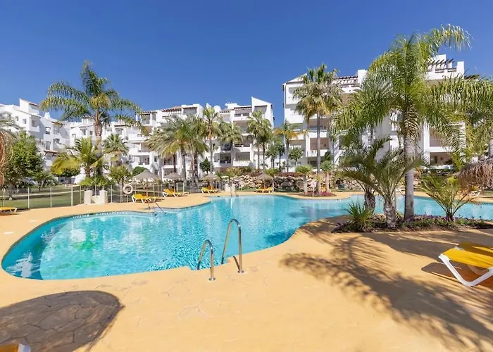 Luxuary Beachside 3br ! Apartment *