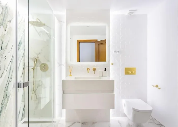 Luxuary Beachside 3br ! Apartment *